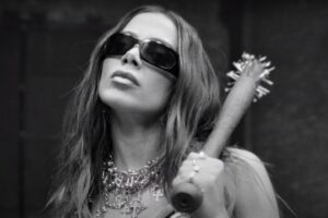 Anitta em vídeo de Funk Generation