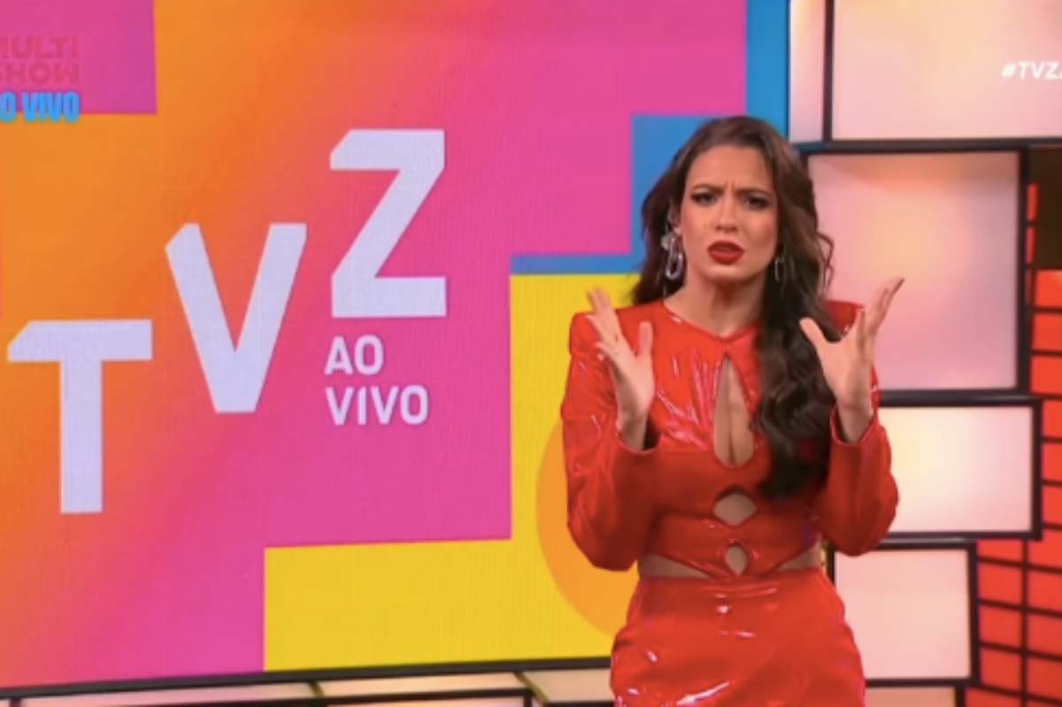 Beatriz Reis de look vermelho no TVZ