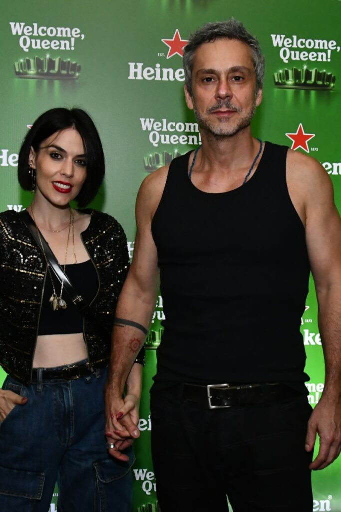 Karen Brusttolin e Alexandre Nero no show de Madonna 