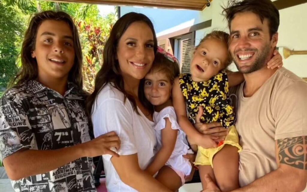 Ivete Sangalo com Daniel Cady e os filhos Marcelo, Marina e Helena– Foto: Reprodução Instagram