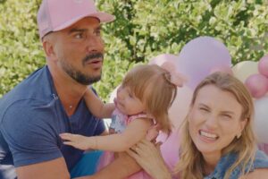 Feta de aniversáiro de um ano de Sarah, caçula de Júlio Rocha e Karoline Kleine