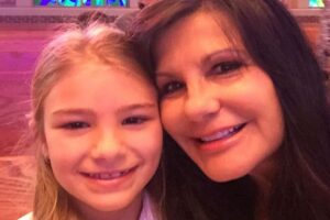 Mãe de Britney com a neta Maddie