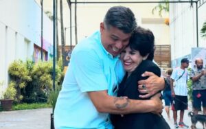 Mauricio Mattar e sua mãe Liedir Mattar – Foto: Reprodução Youtube