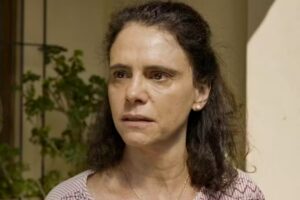 meire (malu galli) emocionada em renascer