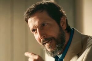 Egídio jura vingança em Renascer