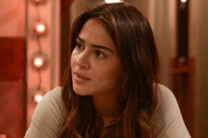 sandra (giullia buscacio) em renascer