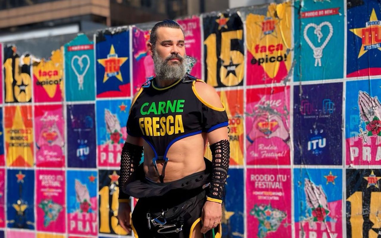 Carmo Dalla Vecchia responde com classe críticas sobre look na Parada LGBTQIAPN+