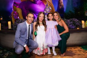 Ticiane Pinheiro e família