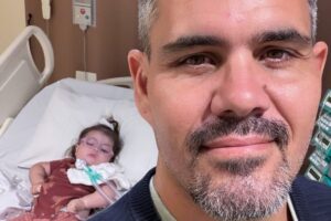 Juliano Cazarré e a filha, Maria Guilhermina