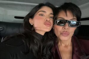 Kylie Jenner e a mãe Kris Jenner