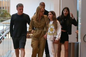 Luciano Huck, Angélica e Eva no shopping