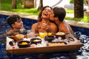 Juliana Paes e filhos