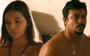 Damião enfrenta Ritinha e ameaça amante de Ritinha