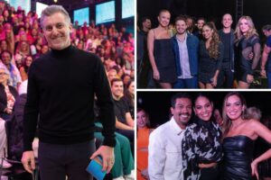 Luciano Huck e participantes da Dança dos Famosos
