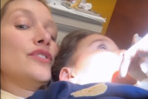 gabriela pugliesi com filho mais velho, lion, no dentista