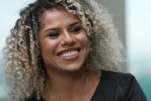 Kevelin Gomes sorrindo