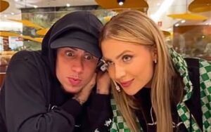 Jade Picon e MC Daniel juntos em restaurante: 'Te amo, casca de bala'