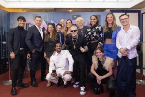 participantes do dança dos famosos reunidos na globo para a final