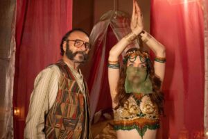 Rachid (Almir Sater) e Iolanda/Dona Patroa (Camila Morgado) em Renascer