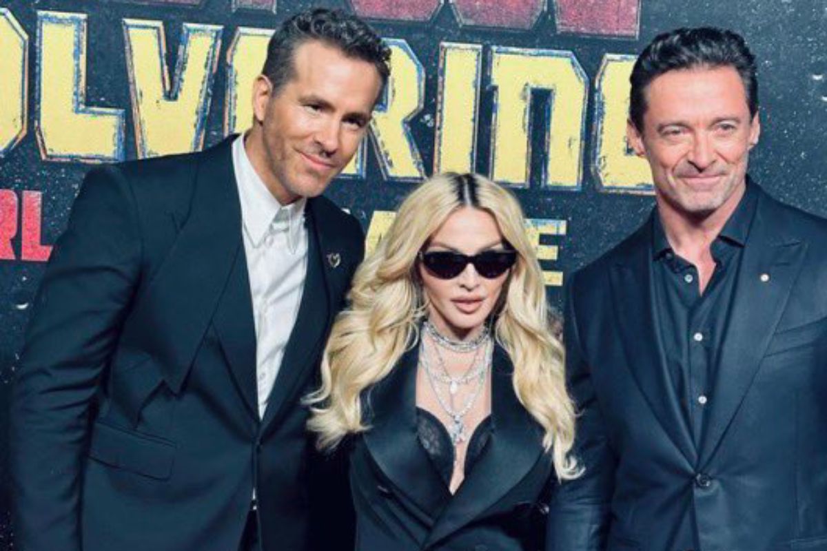 ryan reynolds, madnna e hugh jackmann na premiere de "deadpol & wolverine"