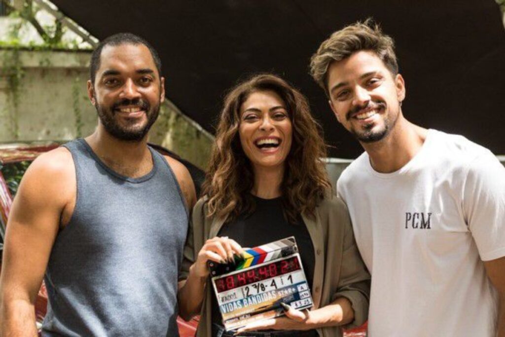 Thomás Aquino, Juliana Paes e Rodrigo Simas - série da Disney +