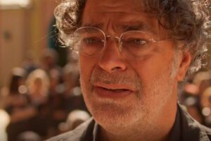 Ariosto faz chantagem emocional em 