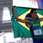 Caio Bonfim, medalha de prata na marcha atlética, em Paris 2024 – Foto:Alexandre LoureiroCOB