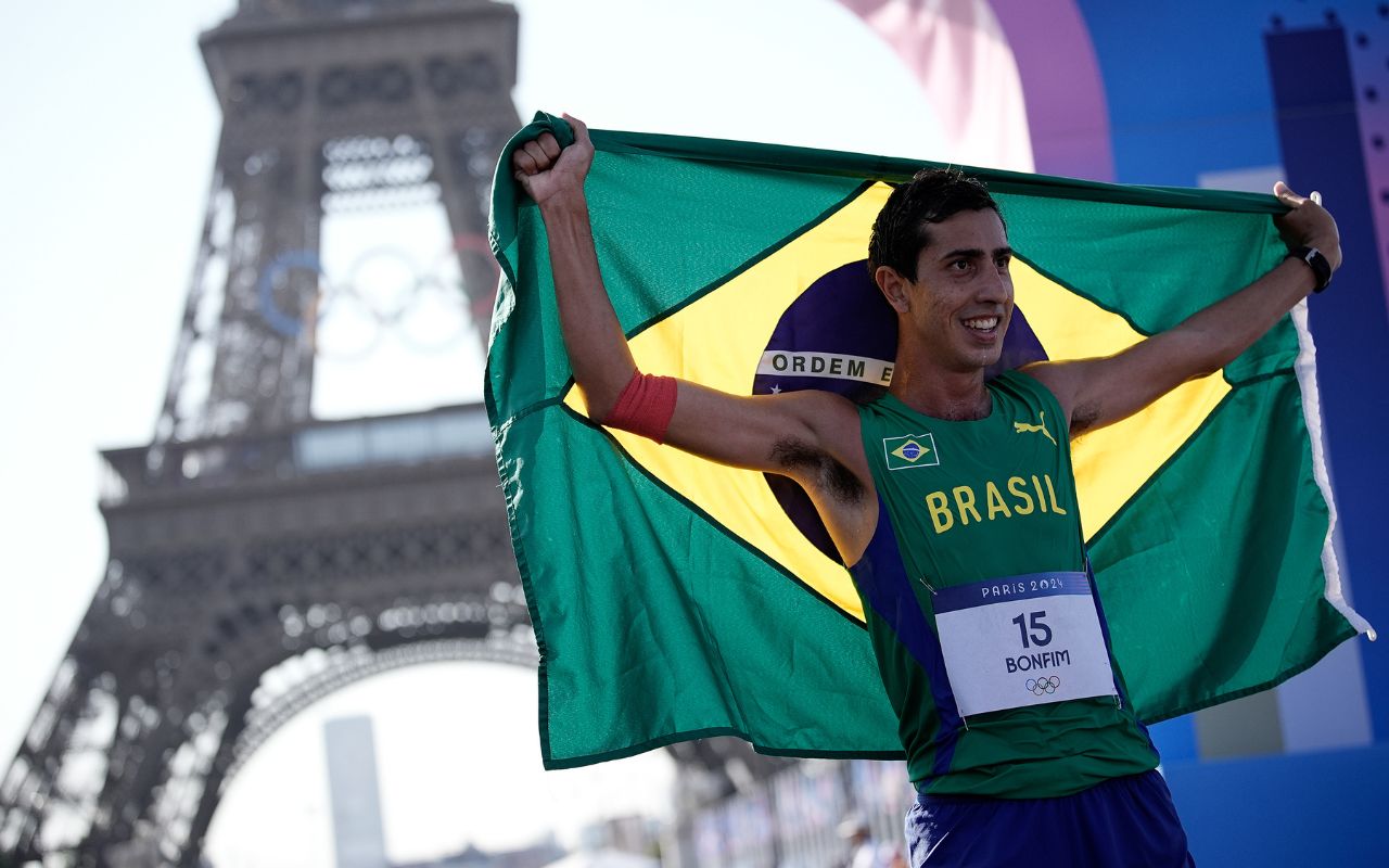 Caio Bonfim, medalha de prata na marcha atlética, em Paris 2024 – Foto:Alexandre LoureiroCOB