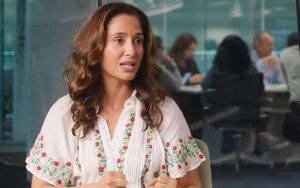 Camila Pitanga em entrevista para o videocast 