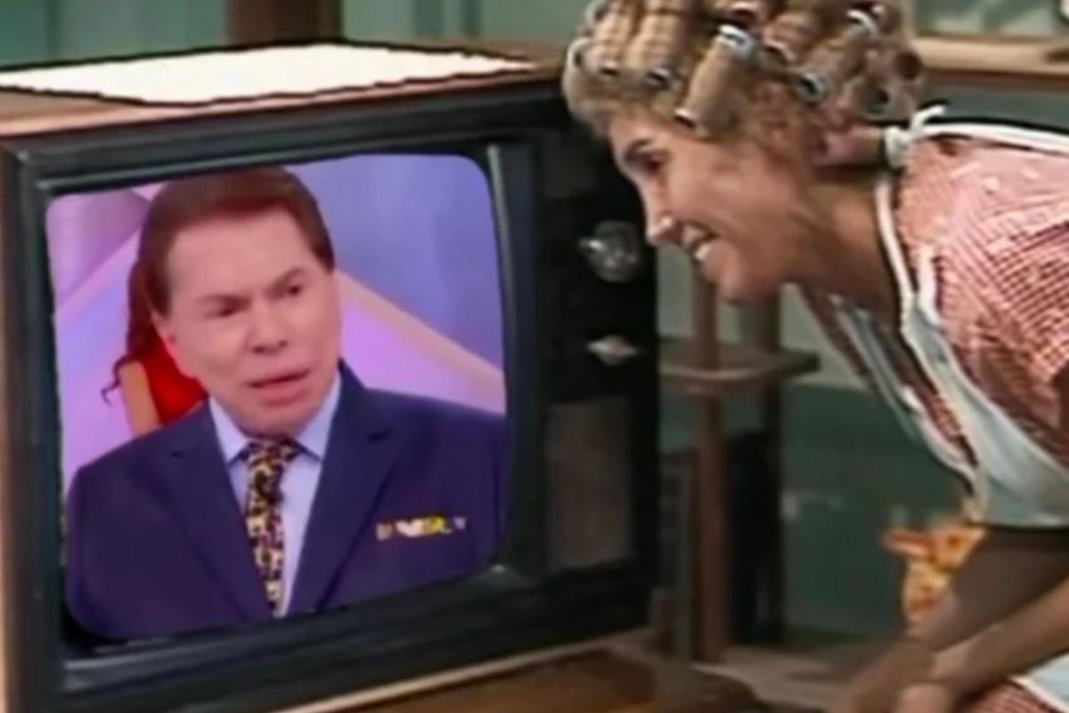 dona florinda assistindo silvio santos