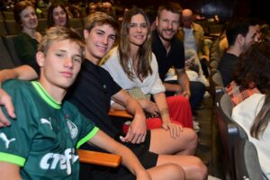 Fernanda Lima, Rodrigo Hilbert e os gêmeos João e Francisco