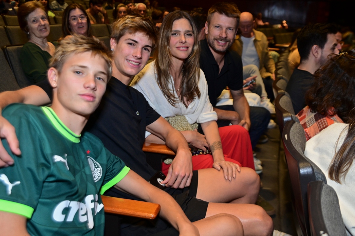 Fernanda Lima, Rodrigo Hilbert e os gêmeos João e Francisco