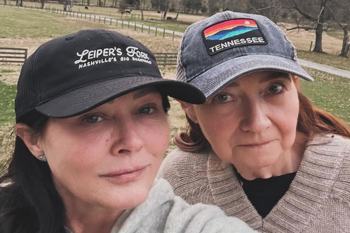 Shannen Doherty com a mãe Rosa