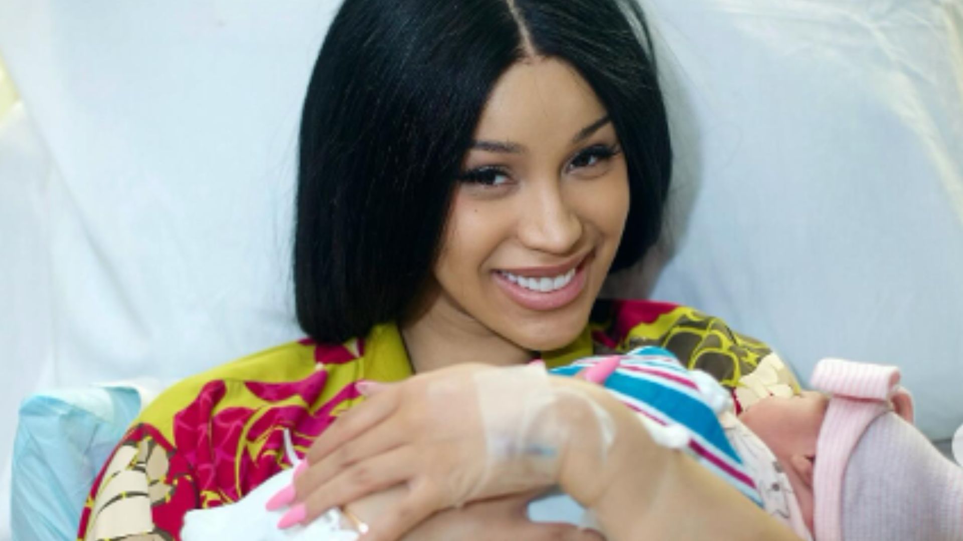 Nasce terceiro filho de Cardi B