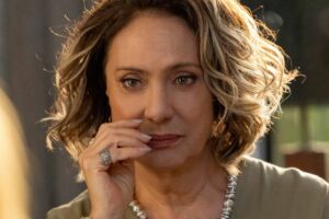 Berta (Eliane Giardini) em 