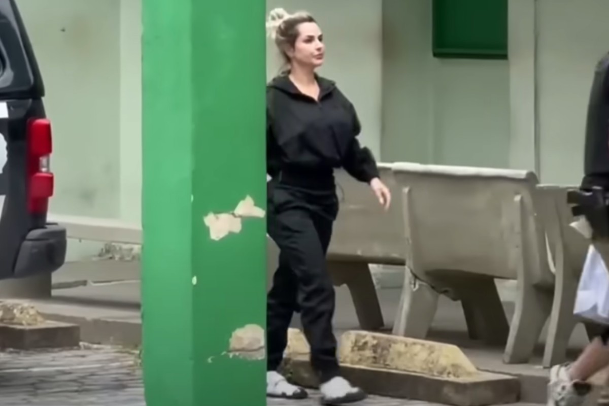 deolane bezerra chegando a penitenciaria