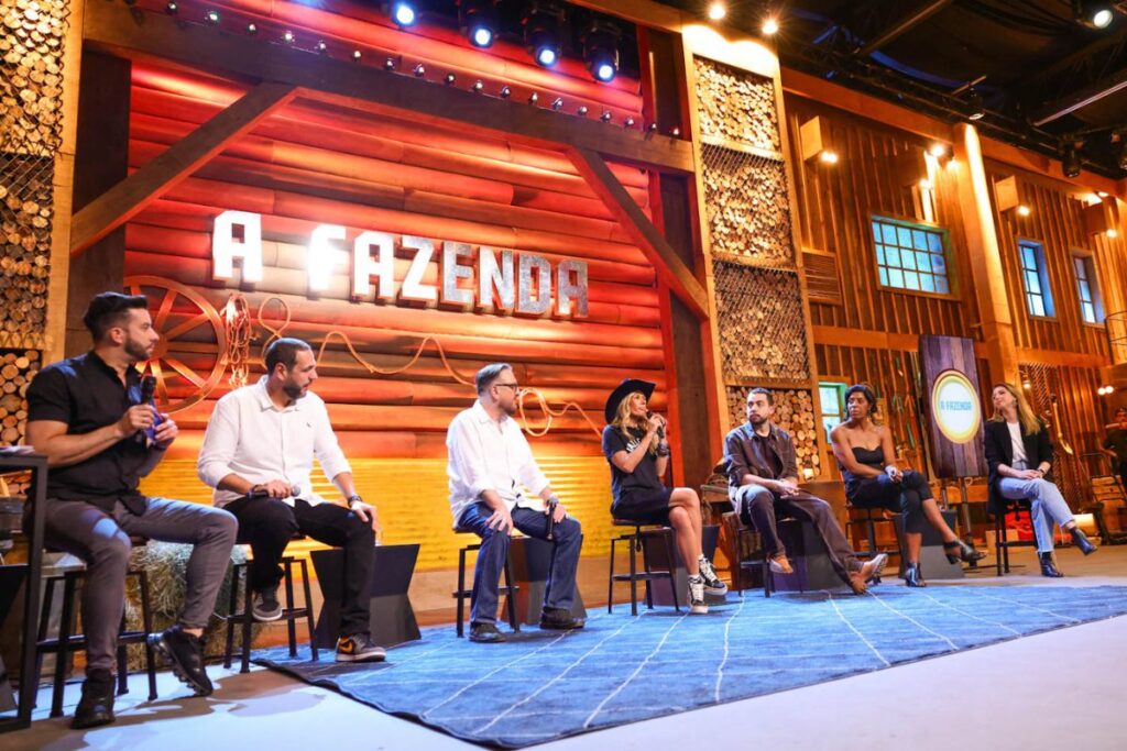 Fernando Viudez, Rodrigo Carelli, Adriane Galisteu, Lucas Selfie e Márcia Fu