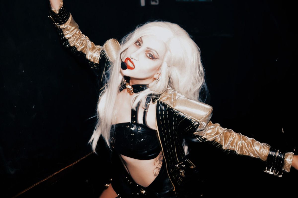 Gaga Gothic