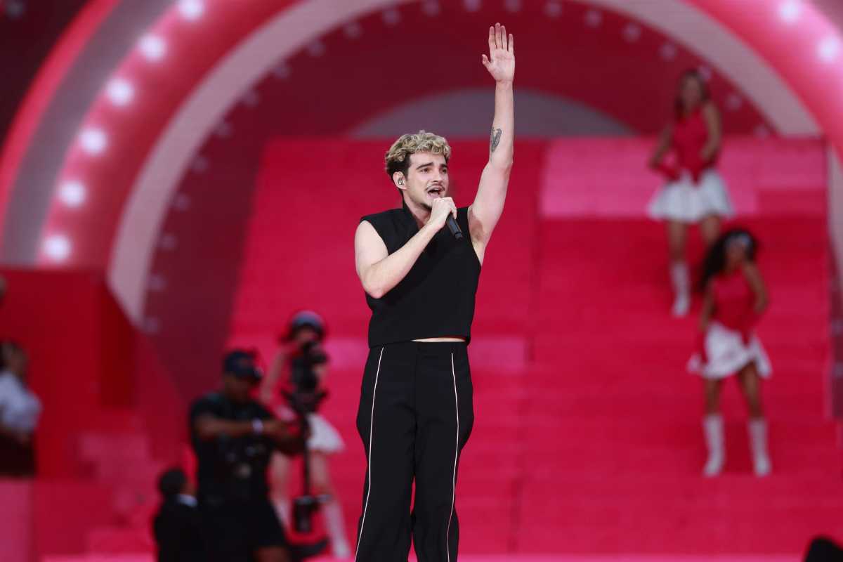 Jão se apresentando em show no Palco Mundo do Rock in Rio 2024