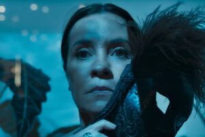 Mércia no baile de máscaras em 