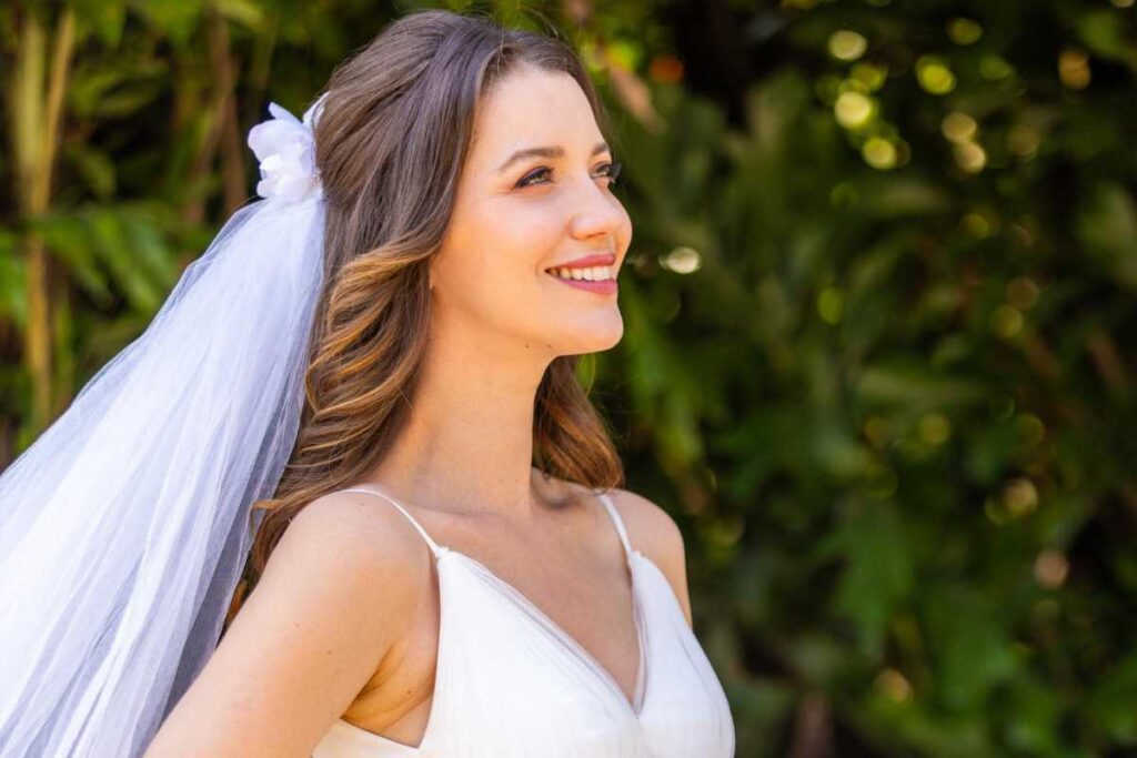 Vênus (Nathalia Dill) em casamento do último capítulo de "Família é Tudo"