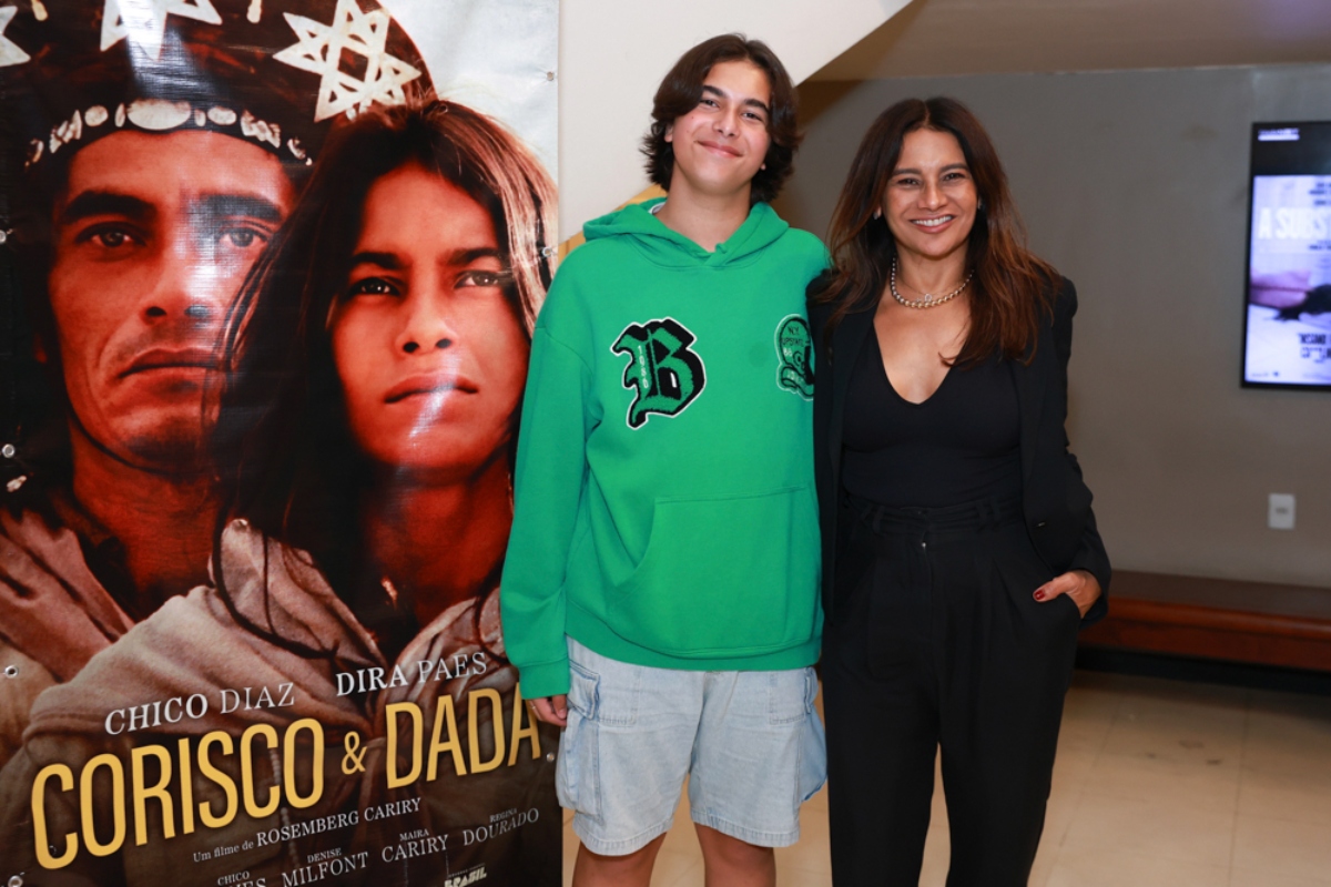 Dira Paes e o filho, Inácio