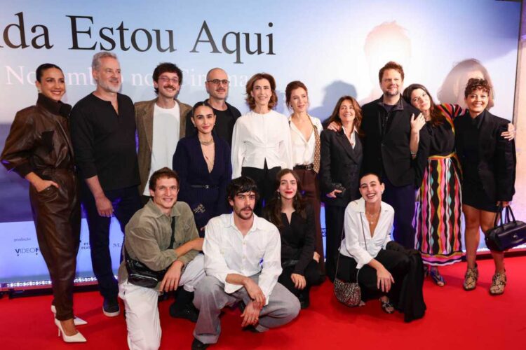 Elenco na pré-estreia de "Ainda Estou Aqui"