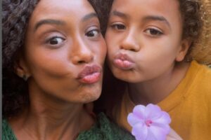 Taís Araujo e Isaac Amendoim em 