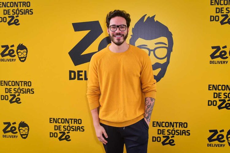 Eliezer em ação do Zé Delivery na Avenida Paulista