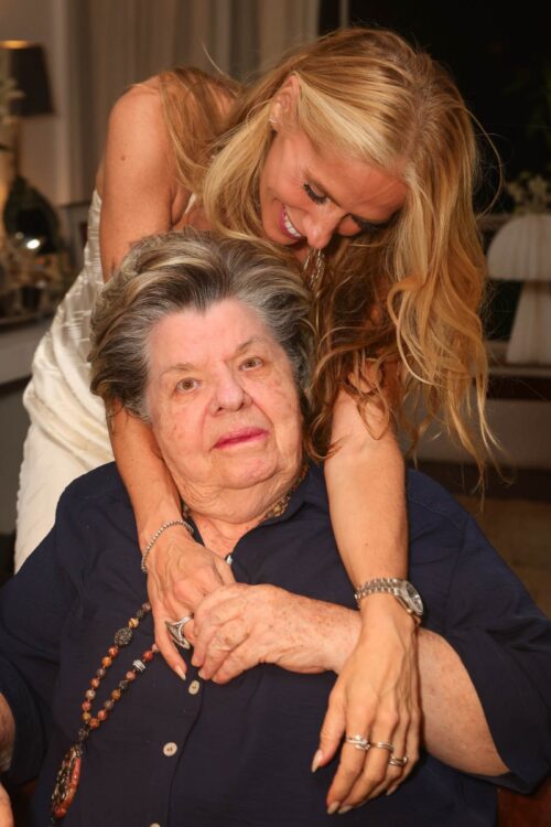 Adriane Galisteu e a mãe, Dona Emma