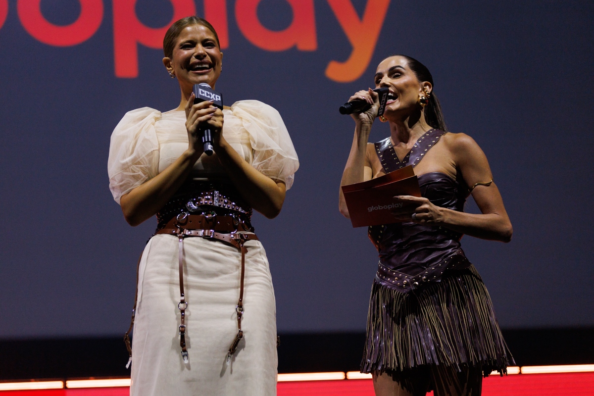 CCXP24 - Isadora Cruz e Deborah Secco