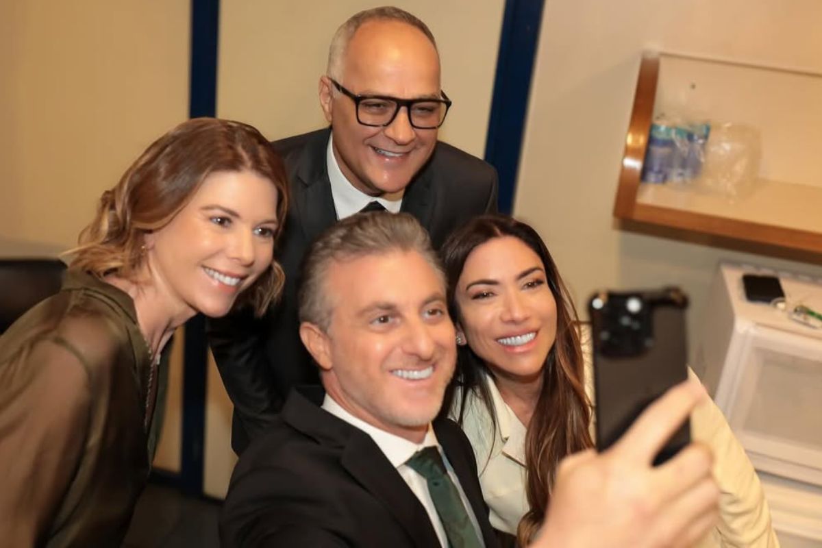 Patrícia Abravanel, Daniela Beyruti, Luciano Huck e Amauri Soares