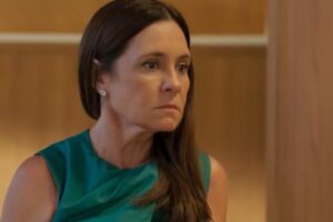 Mania de Você: Mércia agride Mavi