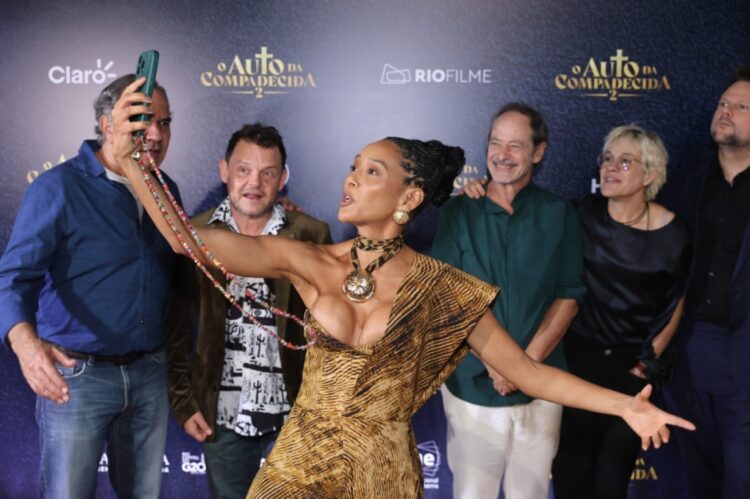 Taís Araujo e elenco de Auro da Compadecida 2